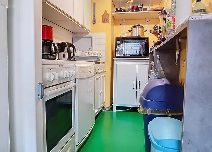 Duplex Proche Avec 8 Couchages Et Parking - Fr-1-746-17 *